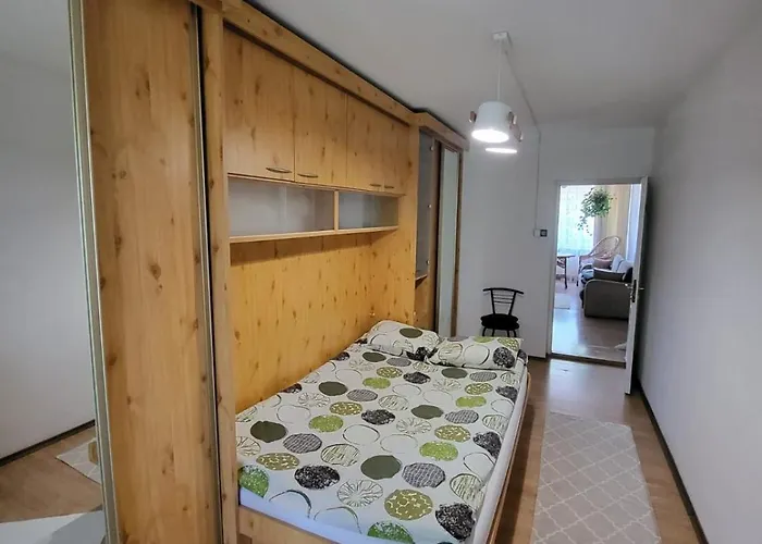 Apartment на заньковецкой *